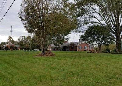 Wrenn's Lawn Service in Hickory, North Carolina - Yard mowing, trimming, mulching, landscaping, yard debris removal, gutter cleaning & routine maintenance.