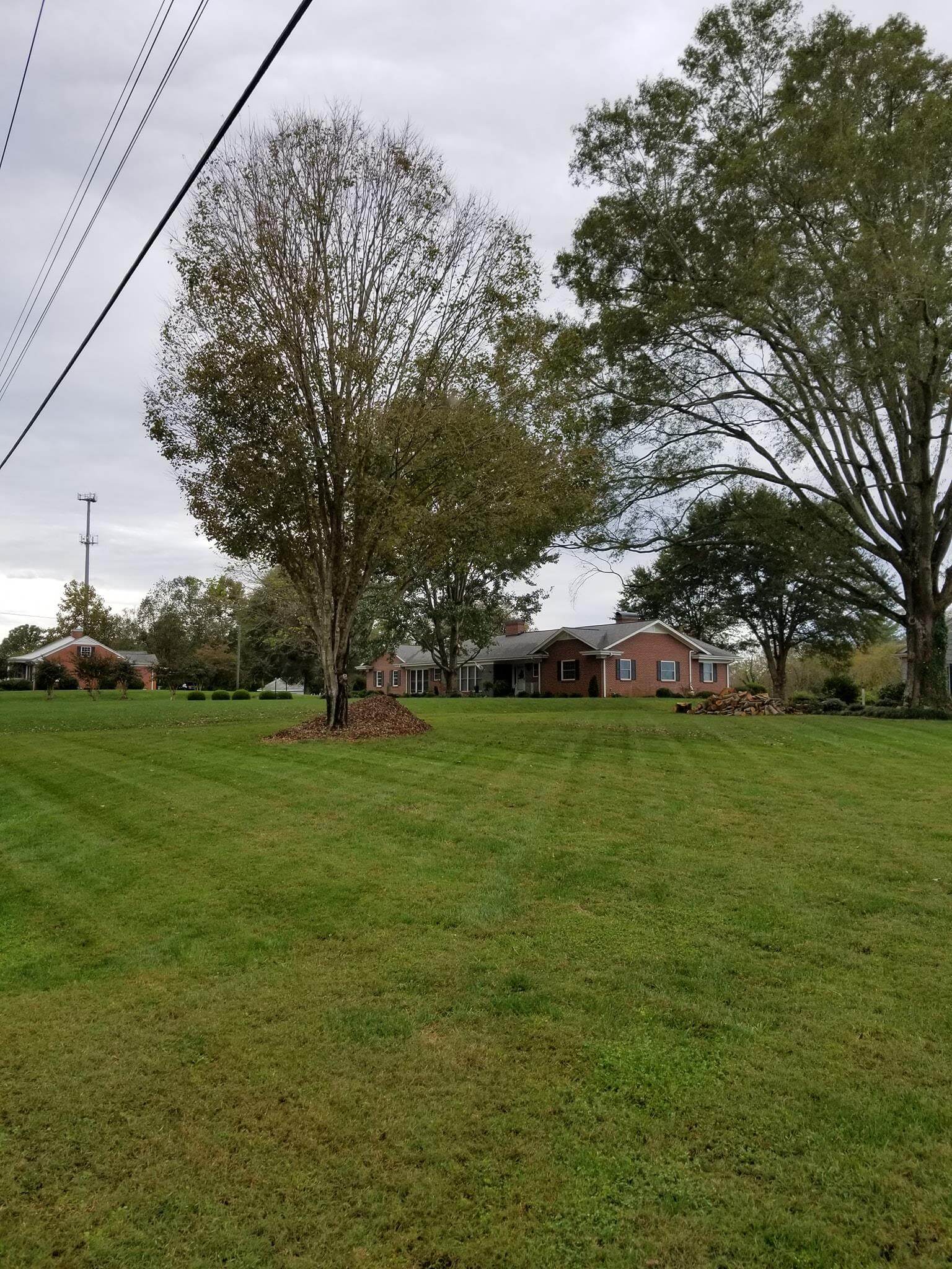 Gallery Wrenn's Lawn Service in Hickory, North Carolina