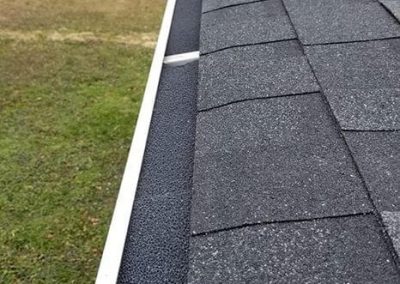 Wrenn's Lawn Service in Hickory, North Carolina - Yard mowing, trimming, mulching, landscaping, yard debris removal, gutter cleaning & routine maintenance.