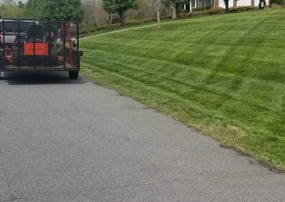 Wrenn's Lawn Service in Hickory, North Carolina - Yard mowing, trimming, mulching, landscaping, yard debris removal, gutter cleaning & routine maintenance.