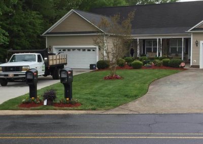Wrenn's Lawn Service in Hickory, North Carolina - Yard mowing, trimming, mulching, landscaping, yard debris removal, gutter cleaning & routine maintenance.